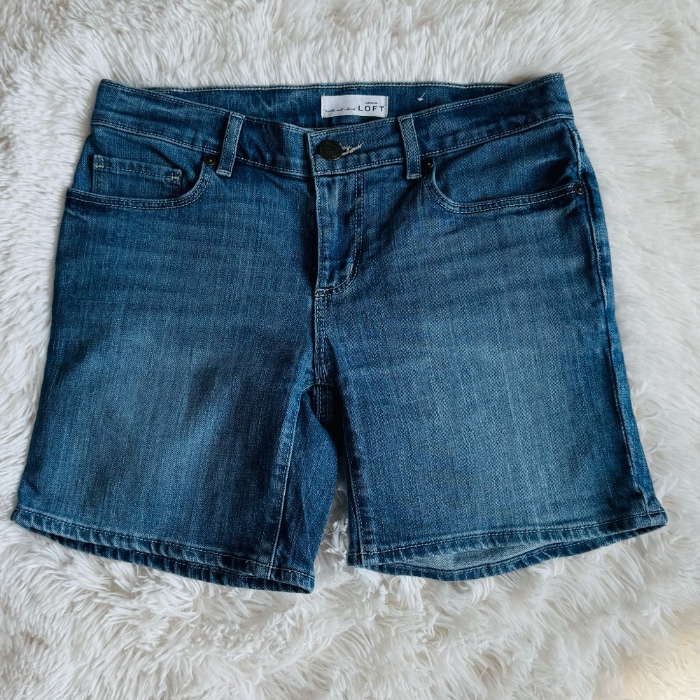 LOFT MOM DENIM SHORTS 25